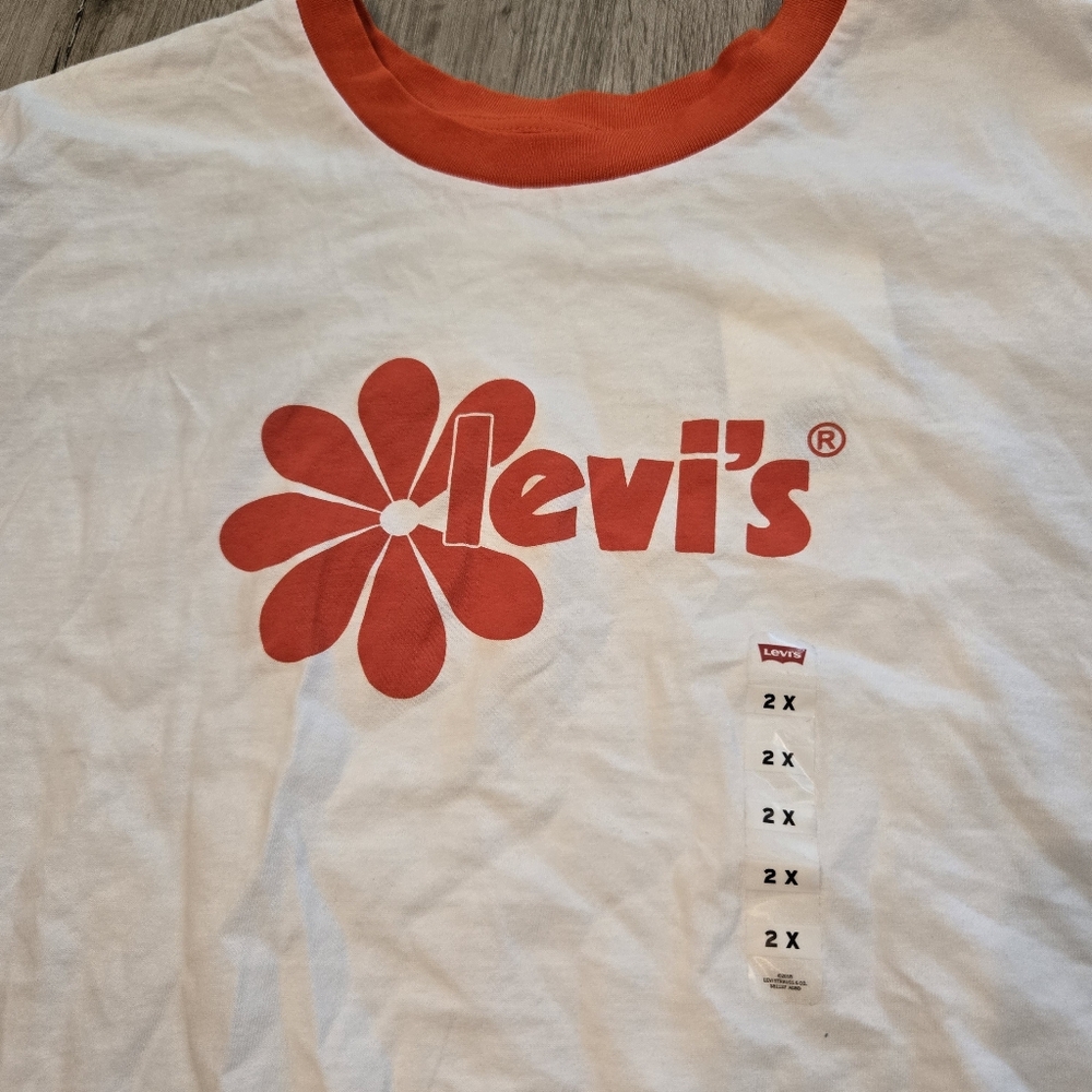 Levi's Jordie Cropped White Tee Women's Plus Size 2X 100% Cotton NWT - Picture 3 of 5